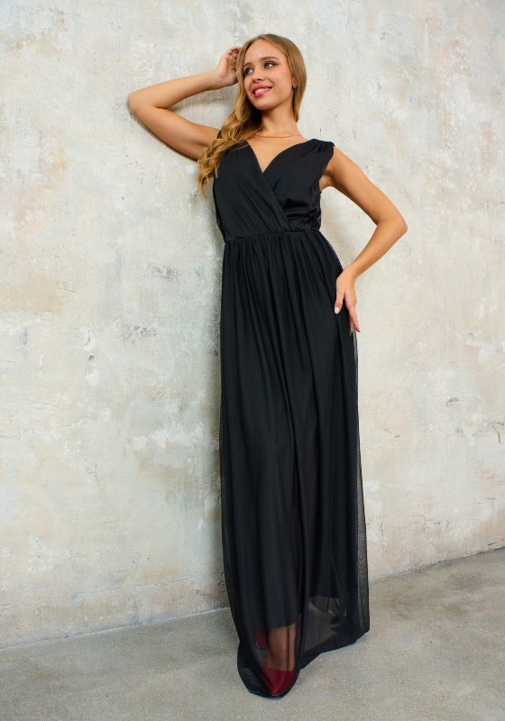 Черное платье в пол с V-образным вырезом - Черное платье в пол с V-образным вырезом