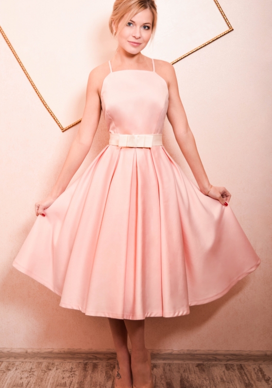 Атласное платье  без рукавов с юбкой солнце  Келли розовое  - Атласное платье  без рукавов с юбкой солнце  Келли розовое 
